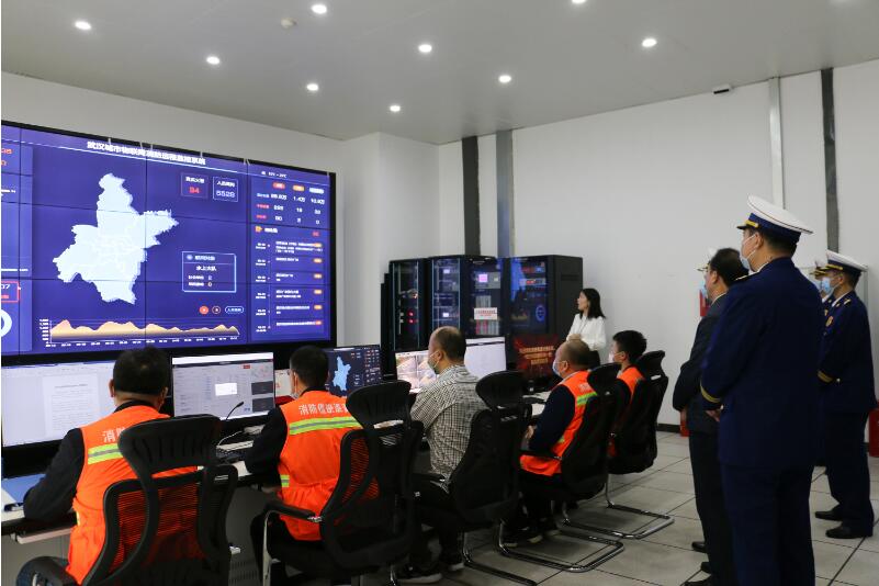 湖北消防张道才总队长一行莅临我司视察指导