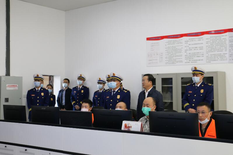 湖北消防张道才总队长一行莅临我司视察指导